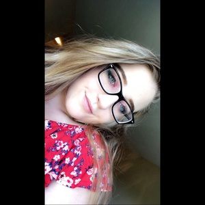 Meet your Posher, Brianna